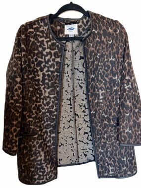Old navy leopard print jacket size S